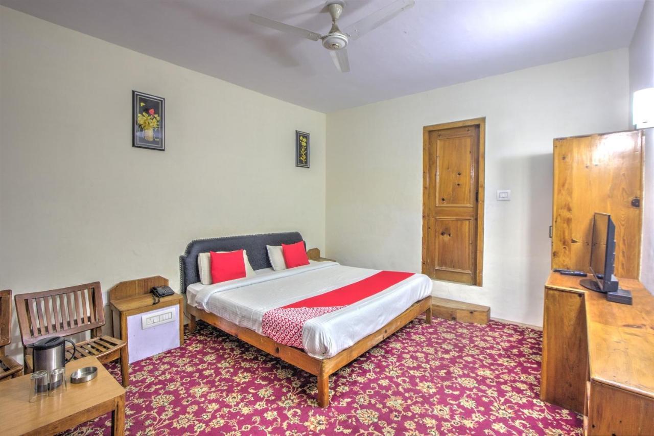 Hotel Capital O Shishamaati à Kulu Extérieur photo