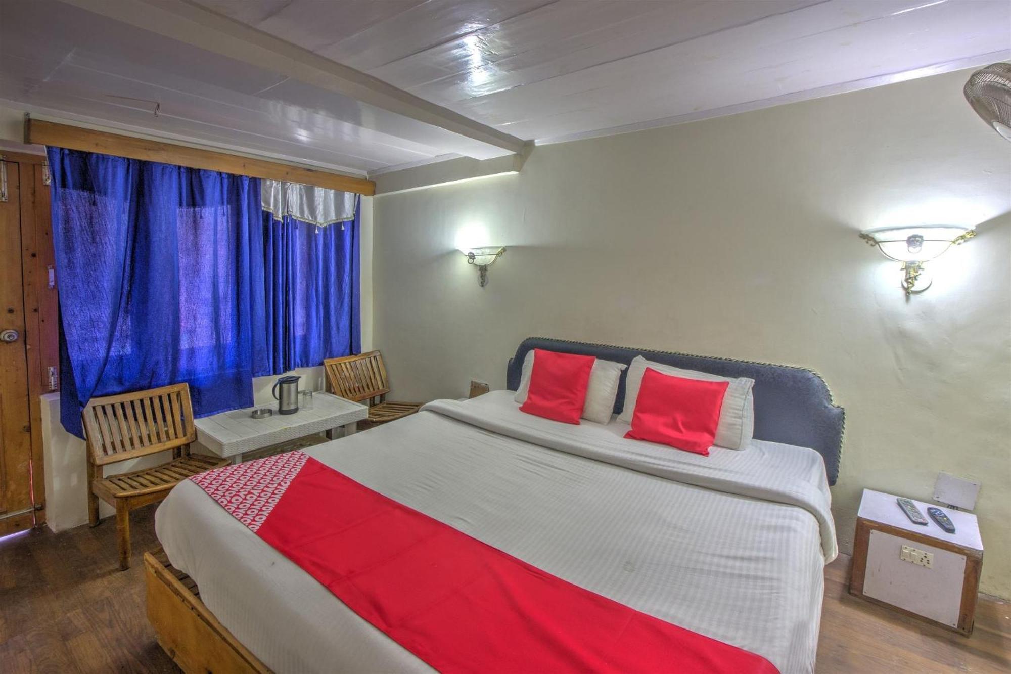 Hotel Capital O Shishamaati à Kulu Extérieur photo