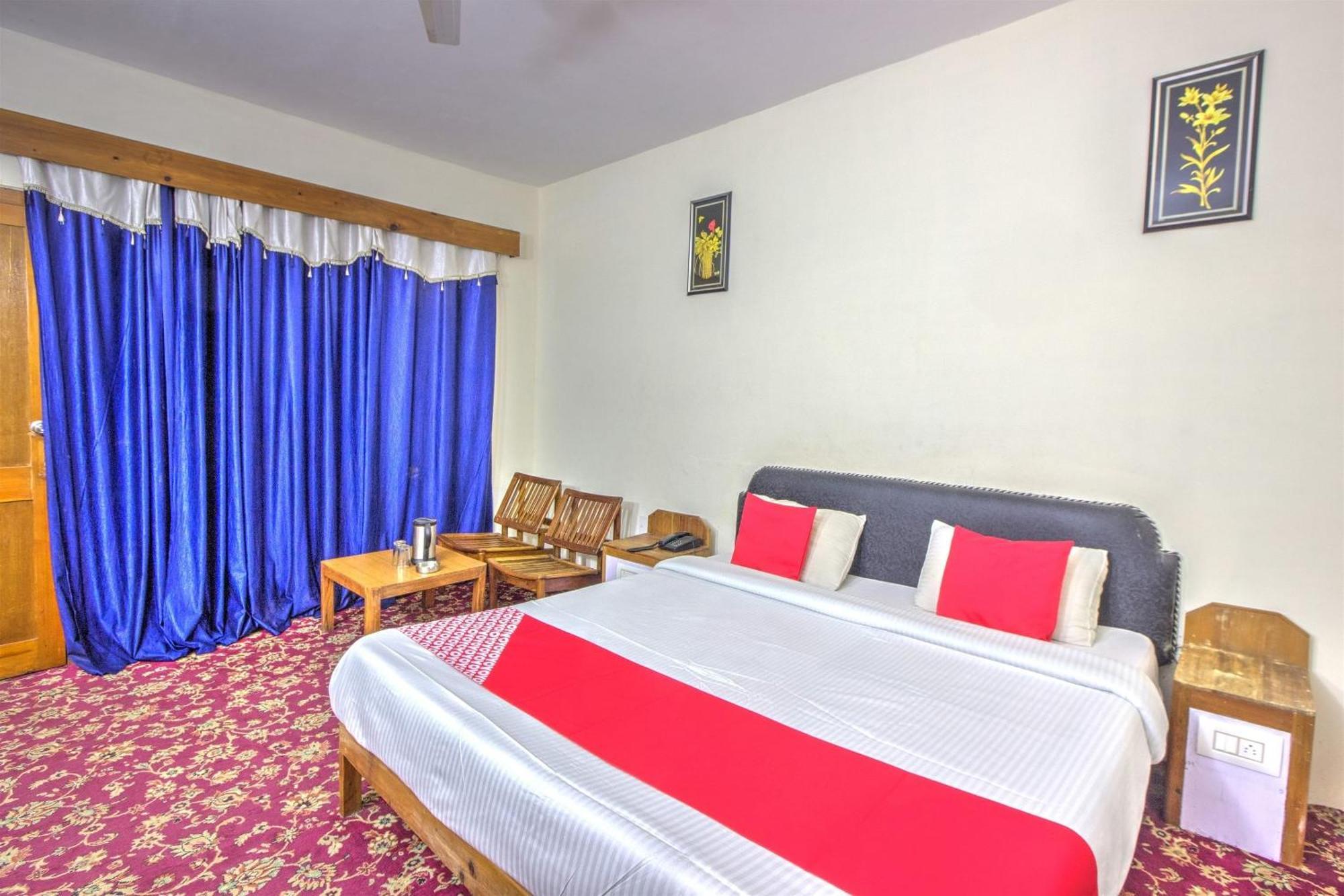 Hotel Capital O Shishamaati à Kulu Extérieur photo